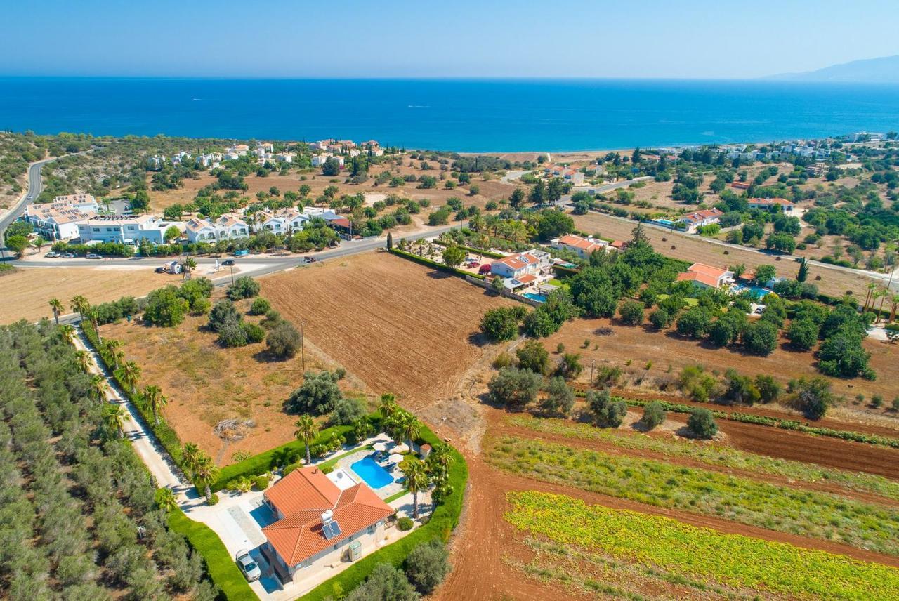 Villa Chrystalla Neo Chorio Exterior photo